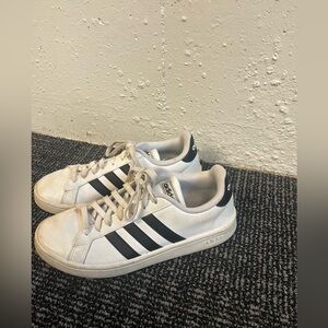 Adidas Grand Court Sneakers. Women’s 8 1/2. Some wear on inside heels